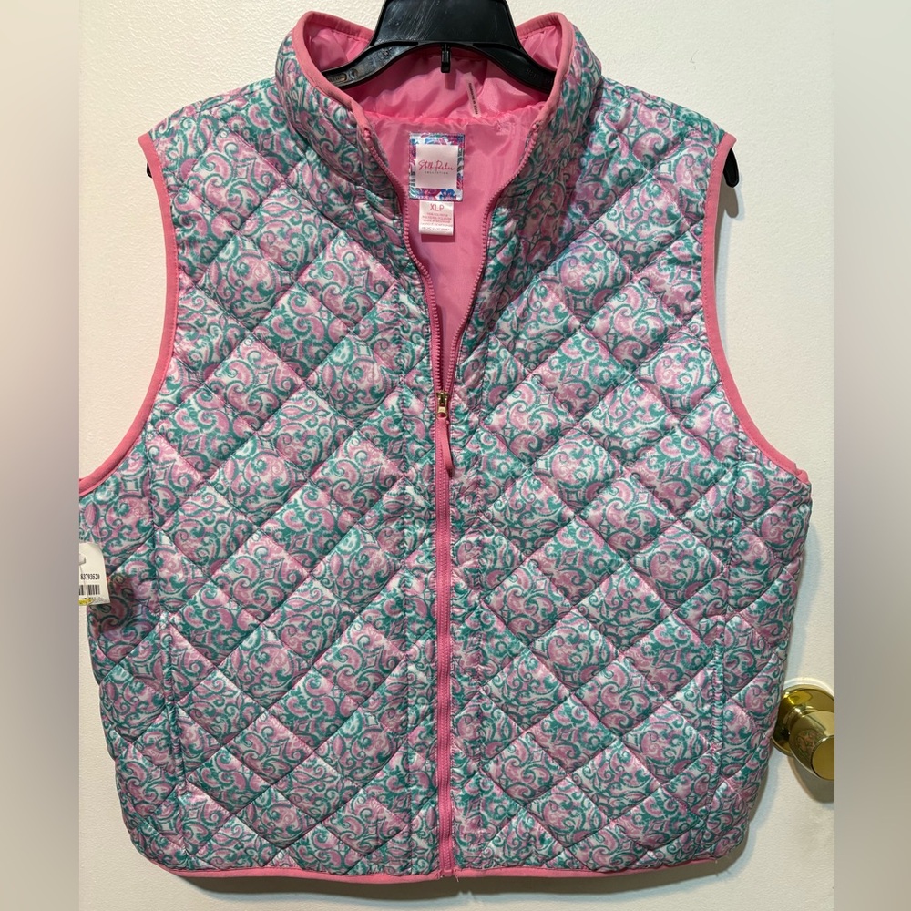 Stella Parker NWT Floral Quilted Women's Puffer Vest with front pockets. XLP